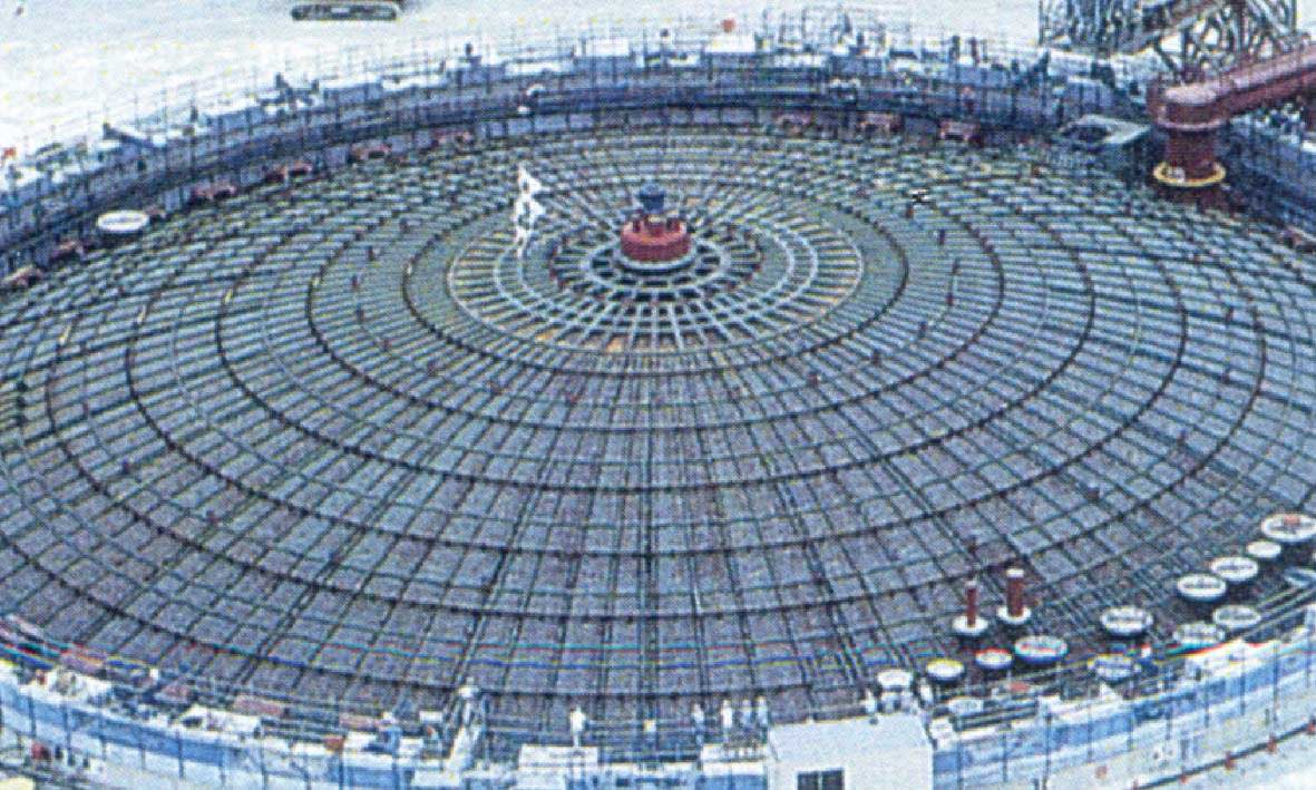 長年の経験と実績を活かし、社会インフラや建築物の基盤を支えます。